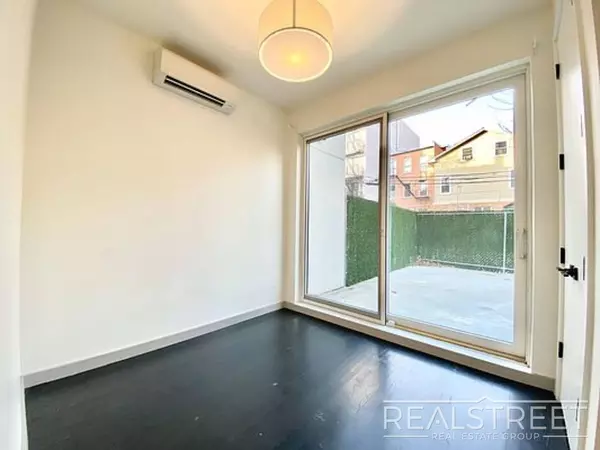 3 bedrooms apartment for rent in Prospect Lefferts Gardens - Brooklyn, New York