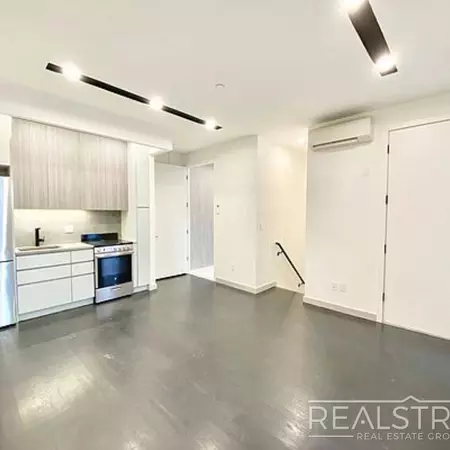 3 bedrooms apartment for rent in Prospect Lefferts Gardens - Brooklyn, New York