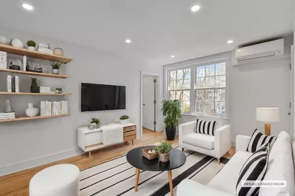 2 bedrooms apartment for rent in Sunnyside - Queens, New York