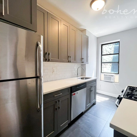 3 bedrooms apartment for rent in Washington Heights - Manhattan, New York