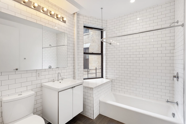 2 bedrooms apartment for rent in Washington Heights - Manhattan, New York