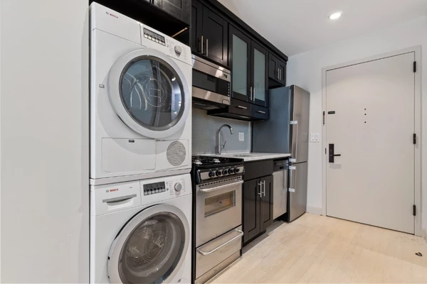 3 bedrooms apartment for rent in East Village - Manhattan, New York