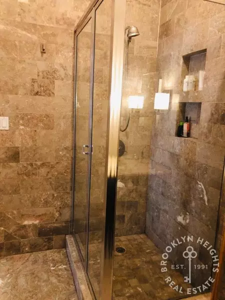 Studio Apartment for rent in Brooklyn Heights - Brooklyn, New York