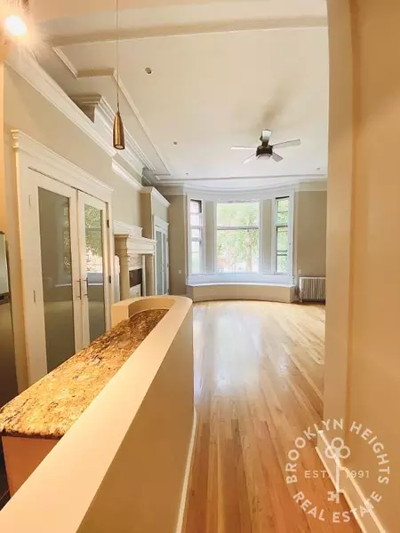Studio Apartment for rent in Brooklyn Heights - Brooklyn, New York
