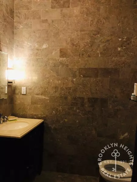 Studio Apartment for rent in Brooklyn Heights - Brooklyn, New York
