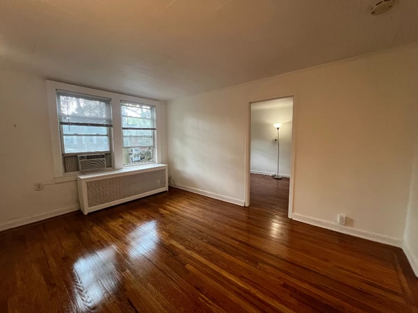 2 bedrooms apartment for rent in Sunnyside - Queens, New York