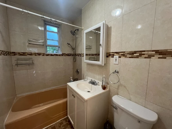 2 bedrooms apartment for rent in Sunnyside - Queens, New York