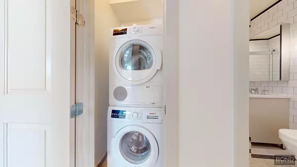 5 bedrooms apartment for rent in East Village - Manhattan, New York