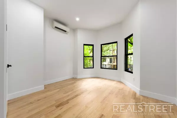 3 bedrooms apartment for rent in Bushwick - Brooklyn, New York