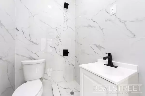 2 bedrooms apartment for rent in Flatbush Ditmas Park - Brooklyn, New York