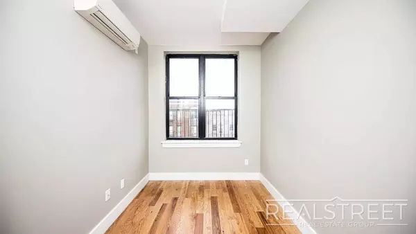 3 bedrooms apartment for rent in Downtown Brooklyn - Brooklyn, New York