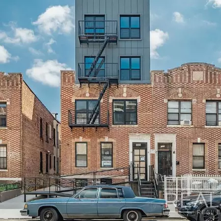 3 bedrooms apartment for rent in Downtown Brooklyn - Brooklyn, New York