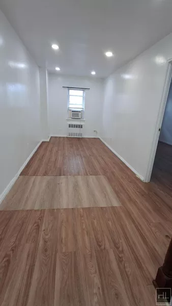 2 bedrooms apartment for rent in Flatlands - Brooklyn, New York
