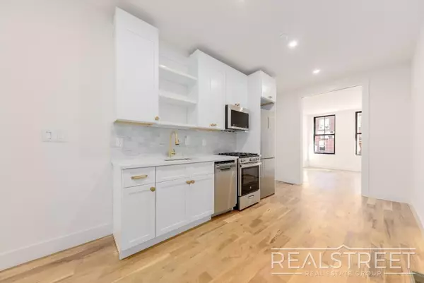 2 bedrooms apartment for rent in Ridgewood - Queens, New York