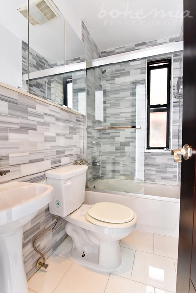 4 bedrooms apartment for rent in Upper West Side - Manhattan, New York
