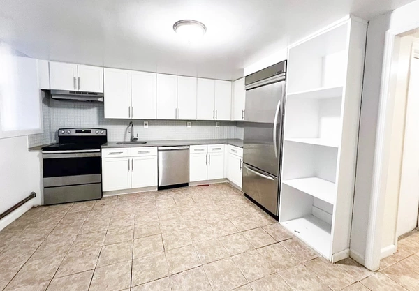 4 bedrooms apartment for rent in Washington Heights - Manhattan, New York