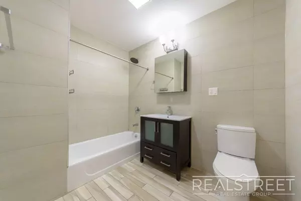 1 bedroom apartment for rent in Elmhurst - Queens, New York