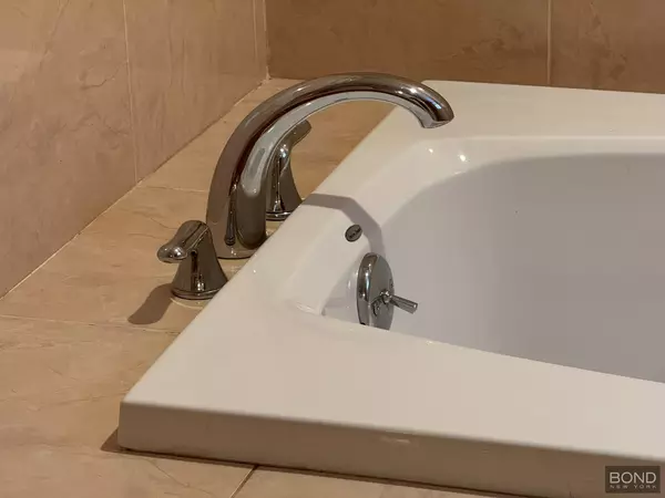 2 bedrooms apartment for rent in Rego Park - Queens, New York