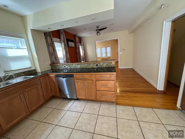 2 bedrooms apartment for rent in Rego Park - Queens, New York