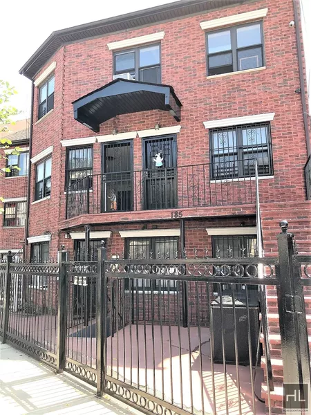 2 bedrooms apartment for rent in Brownsville - Brooklyn, New York