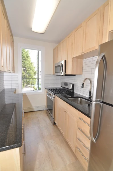 2 bedrooms apartment for rent in Sunnyside - Queens, New York