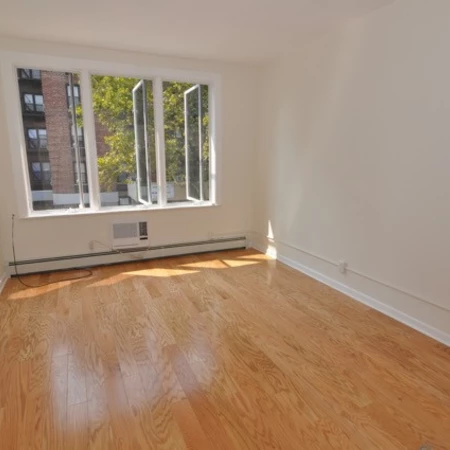 2 bedrooms apartment for rent in Sunnyside - Queens, New York