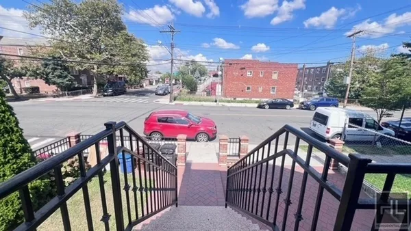 2 bedrooms apartment for rent in Canarsie - Brooklyn, New York