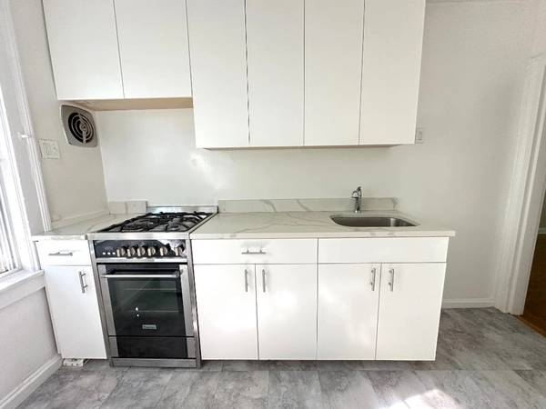 2 bedrooms apartment for rent in Sunnyside - Queens, New York