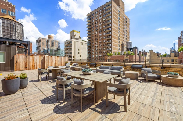30 bedrooms apartment for rent in Upper East Side - Manhattan, New York