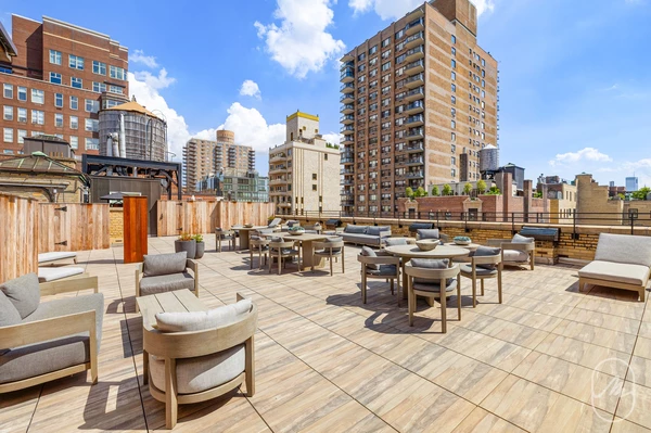30 bedrooms apartment for rent in Upper East Side - Manhattan, New York