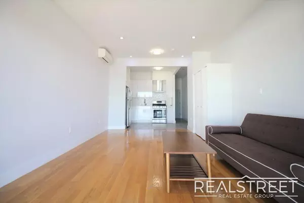 Studio Apartment for rent in Elmhurst - Queens, New York