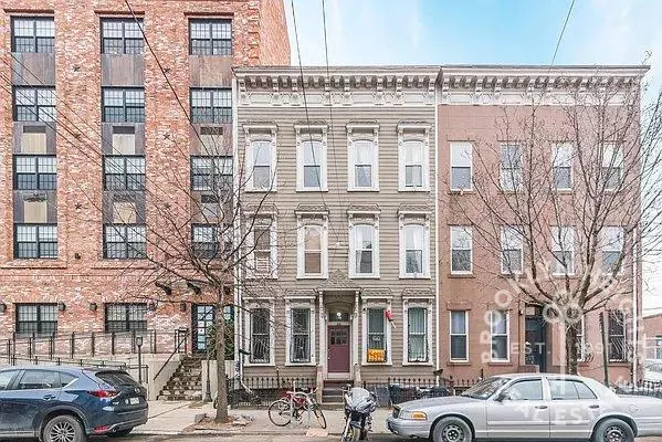 3 bedrooms apartment for rent in Red Hook - Brooklyn, New York