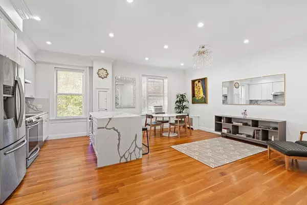 2 bedrooms apartment for rent in Sunnyside - Queens, New York