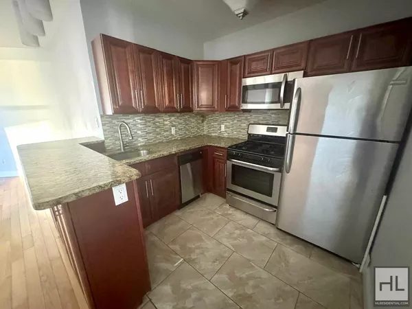 3 bedrooms apartment for rent in Washington Heights - Manhattan, New York
