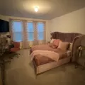 Room for rent in LIC #1