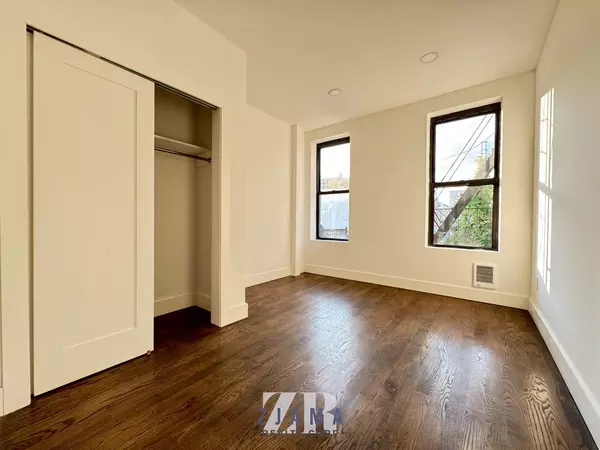 3 bedrooms apartment for rent in Greenwood - Brooklyn, New York