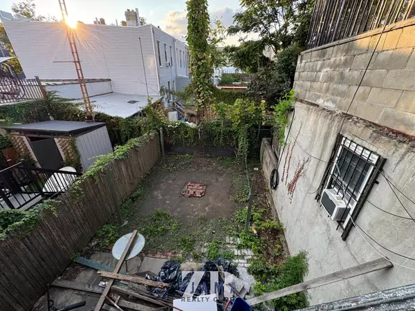 3 bedrooms apartment for rent in Greenwood - Brooklyn, New York