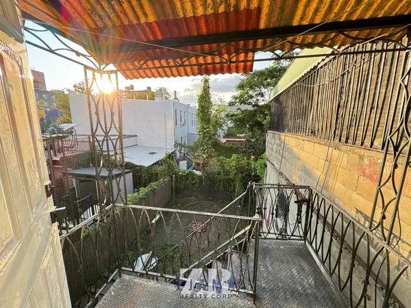 3 bedrooms apartment for rent in Greenwood - Brooklyn, New York