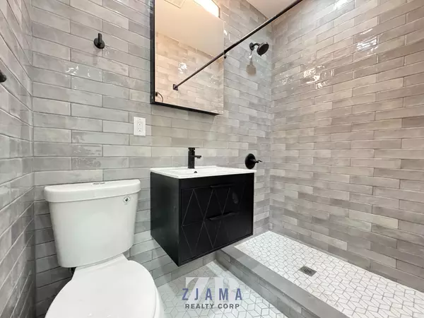 3 bedrooms apartment for rent in Greenwood - Brooklyn, New York
