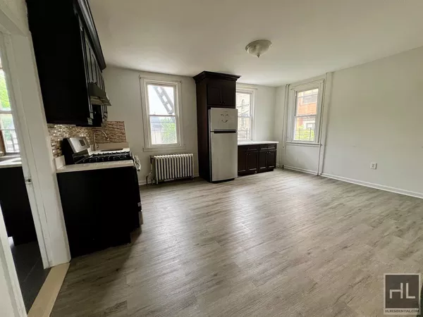 3 bedrooms apartment for rent in East New York - Brooklyn, New York