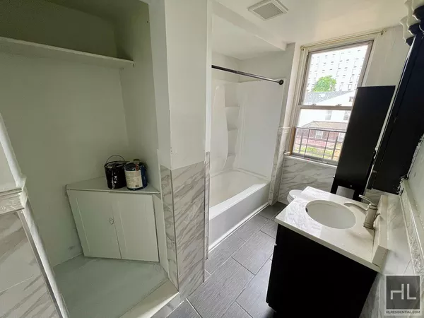 3 bedrooms apartment for rent in East New York - Brooklyn, New York