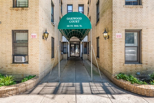 Studio Apartment for rent in Woodside - Queens, New York