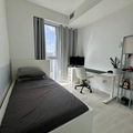 Room for rent in Regent Park #2