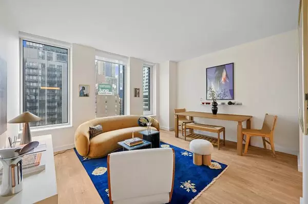 2 bedrooms apartment for rent in LIC - Queens, New York
