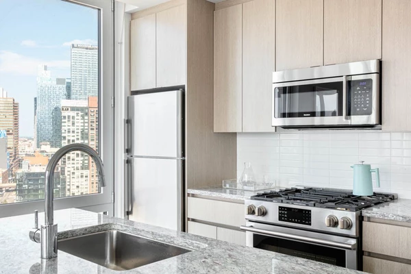 2 bedrooms apartment for rent in LIC - Queens, New York
