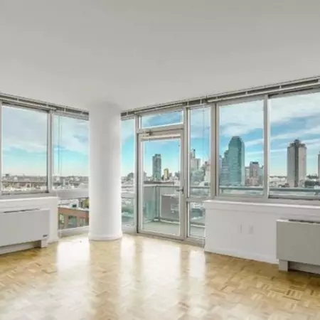 2 bedrooms apartment for rent in LIC - Queens, New York
