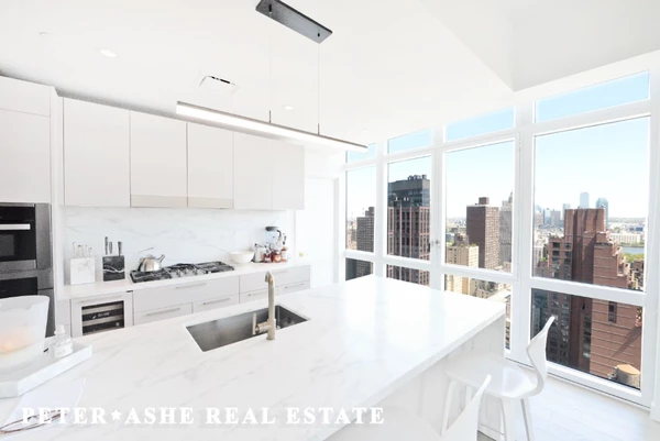 3 bedrooms apartment for rent in Midtown - Manhattan, New York