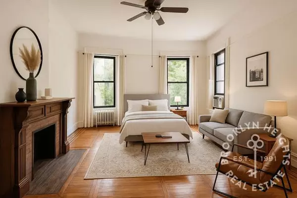 Studio Apartment for rent in Brooklyn Heights - Brooklyn, New York