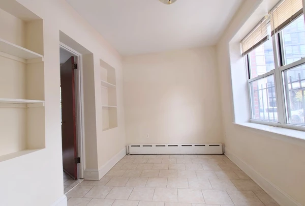 2 bedrooms apartment for rent in Astoria - Queens, New York