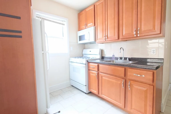 2 bedrooms apartment for rent in Astoria - Queens, New York